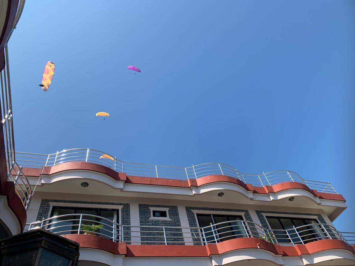Hotel Pristine Himalaya 博卡拉 外观 照片