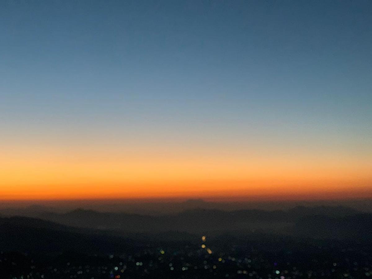 Hotel Pristine Himalaya 博卡拉 外观 照片